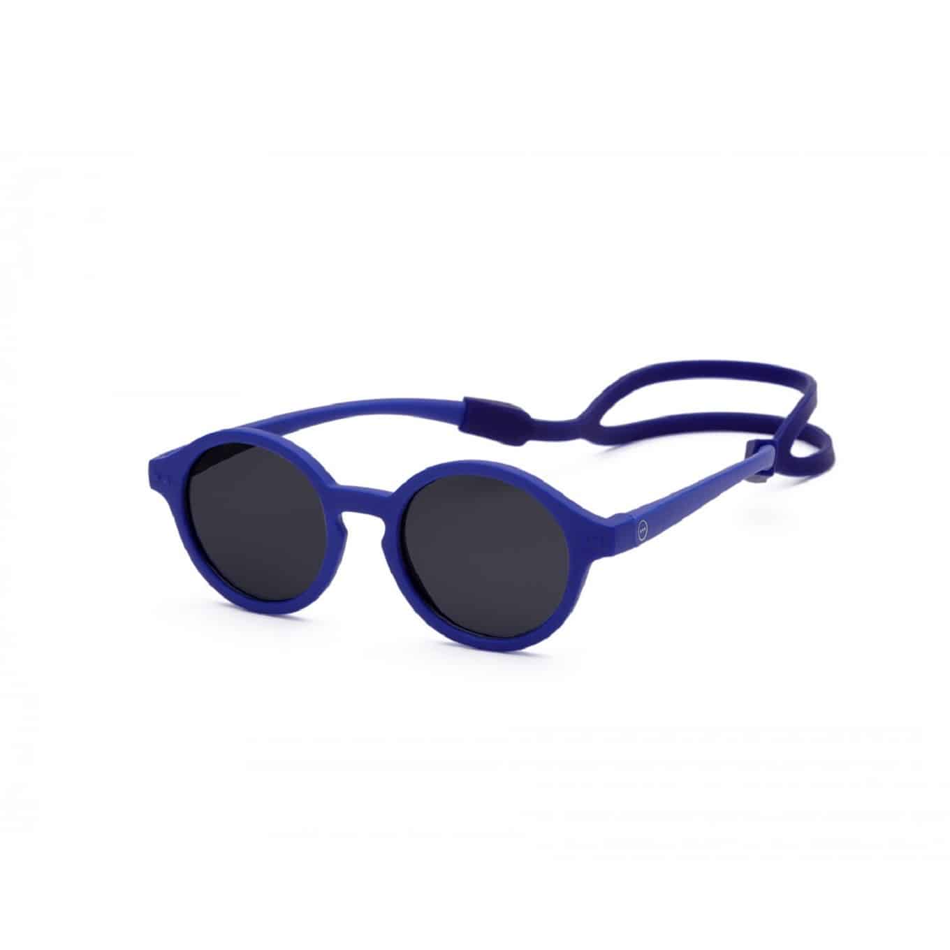 sun-kids-plus-marine-blue-2.jpg Izipizi Kids+ Sunčane Naočale - Slika 2