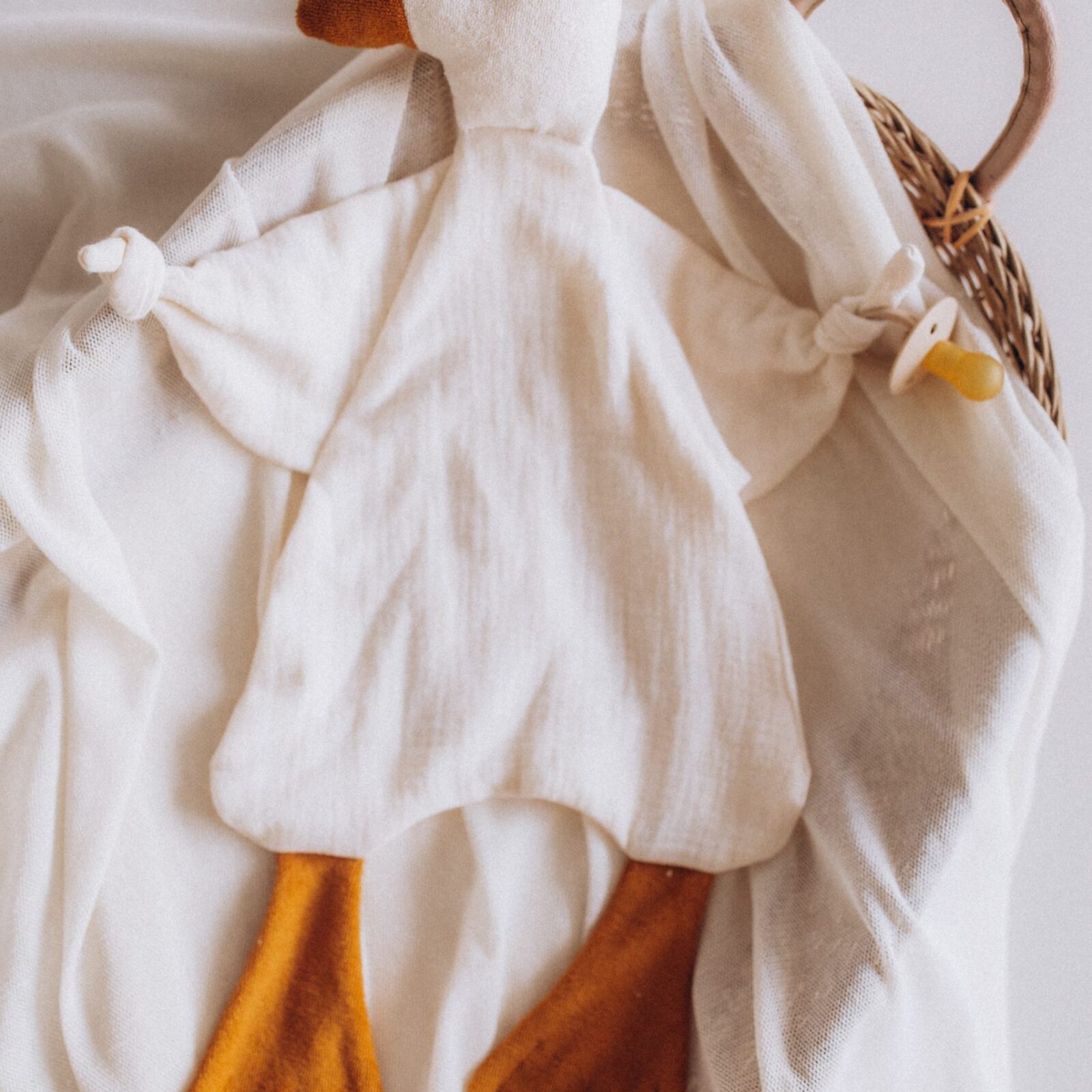 Wooly muslin tješilica Goose